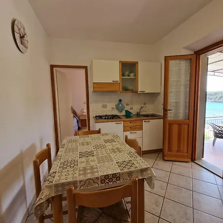 Elicriso Apartment