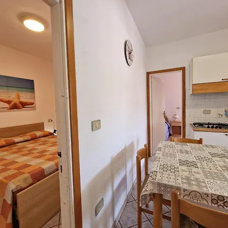 Elicriso Apartment *